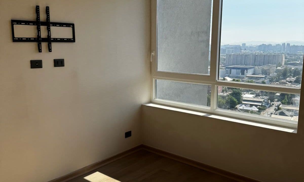 Guillermo Mann - Studio